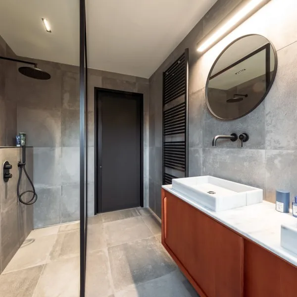 Badkamerrenovatie — realisatie door Duran Sanitair